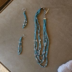 Torquise Necklace and Earrings with metal beads